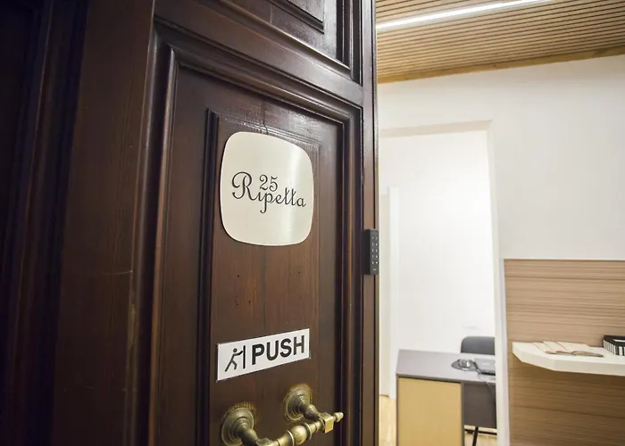 Hotel apartamentowy Ripetta 25 Prestige Rzym